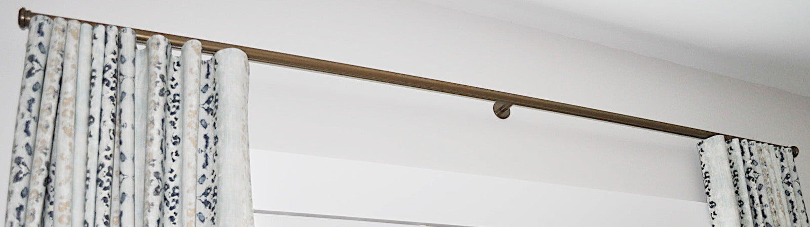 Kontur bronze curtain track