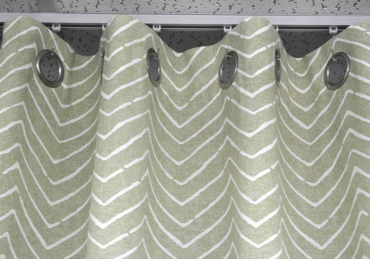 Grommet curtain on 9600 track