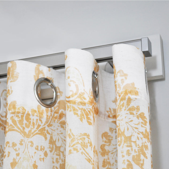 Nexgen traverse set silver with grommet curtain